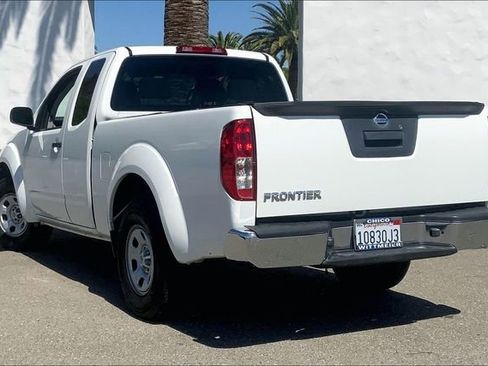 Used 2019 Nissan Frontier S RWD image 12