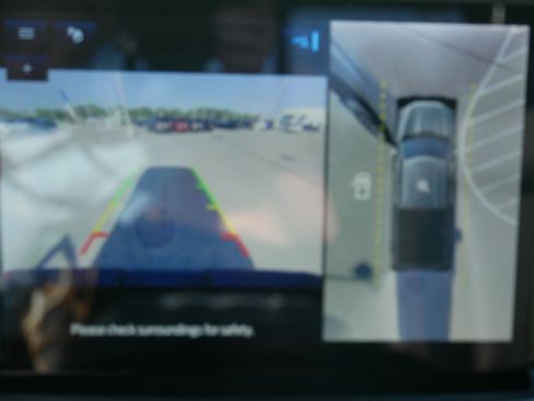 Used 2022 Ford F150 Lariat w/ Equipment Group 501A Mid image 27