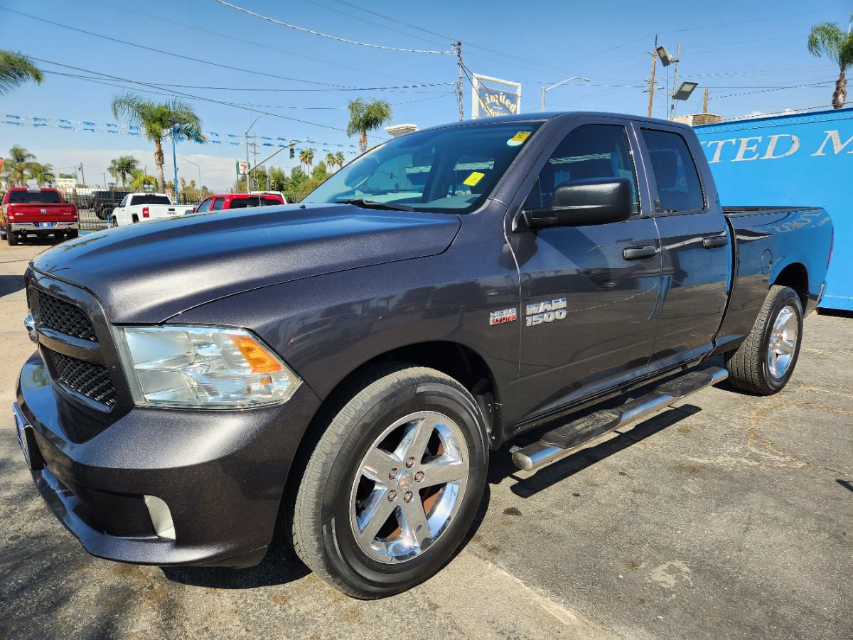 Used 2017 RAM 1500 Express w/ Express Value Package RWD image 3