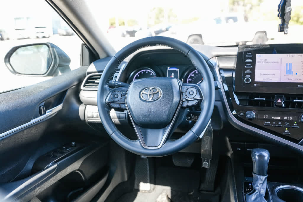 Used 2023 Toyota Camry SE FWD image 14