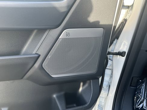 New 2025 Ford F150 Lariat w/ Equipment Group 501A Mid image 14