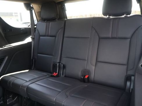 Used 2022 Chevrolet Tahoe RST w/ Luxury Package RWD image 10