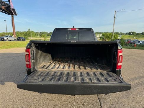 Used 2023 RAM 1500 Laramie AWD/4WD image 16