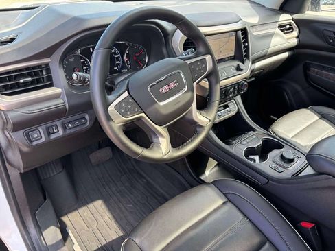 Used 2023 GMC Acadia Denali w/ Denali Technology Package AWD/4WD image 7