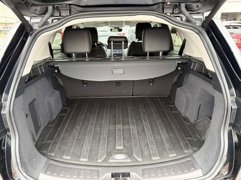 Used 2025 Land Rover Discovery Sport S AWD/4WD image 8