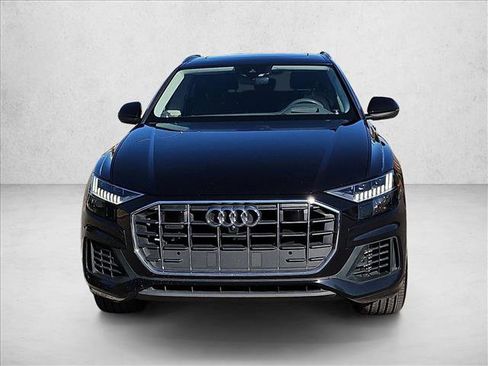 Used 2020 Audi Q8 Prestige w/ Prestige Package image 2