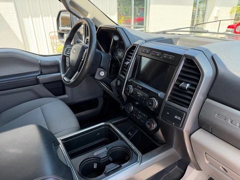 Used 2022 Ford F250 XLT w/ XLT Premium Package AWD/4WD image 15