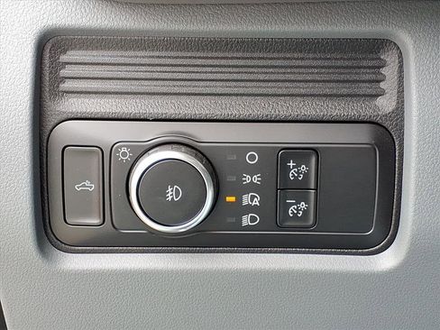 Used 2025 Ford F350 XLT image 13