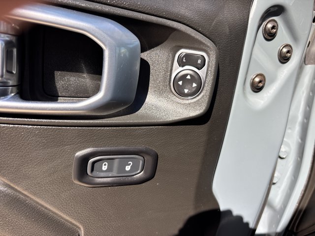 Used 2026 Jeep Wrangler Unlimited Rubicon AWD/4WD image 20