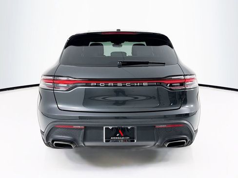 Certified 2025 Porsche Macan image 10