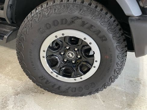 Used 2025 Ford Bronco Outer Banks w/ Sasquatch Package image 40