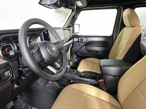 New 2026 Jeep Gladiator Sport AWD/4WD image 20