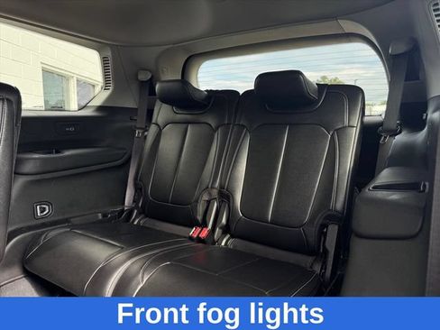 Used 2023 Jeep Grand Cherokee L Limited w/ Black Appearance Package AWD/4WD image 21