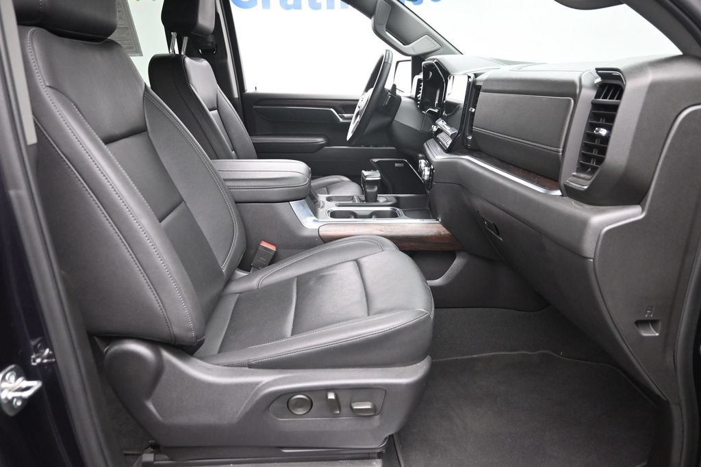 Used 2025 GMC Sierra 1500 SLT w/ SLT Premium Plus Package AWD/4WD image 9