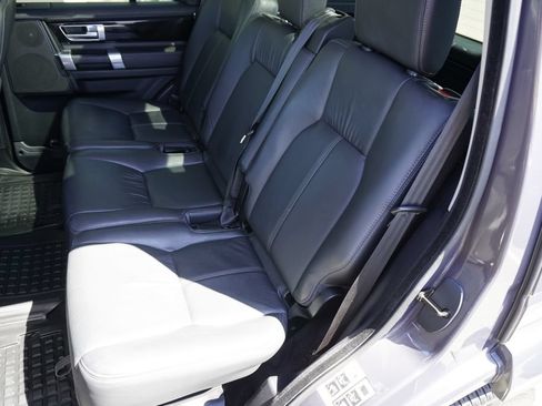 Used 2016 Land Rover LR4 HSE LUX AWD/4WD image 30