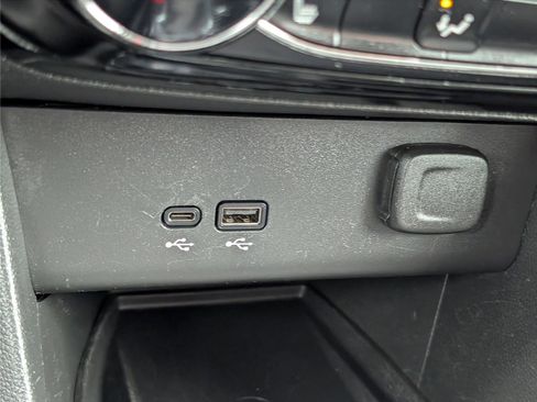 Used 2024 Buick Encore GX Sport Touring w/ Comfort Package AWD/4WD image 26