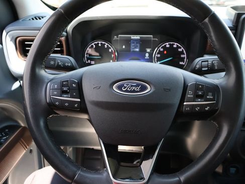 Used 2023 Ford Maverick Lariat w/ Lariat Luxury Package AWD/4WD image 33