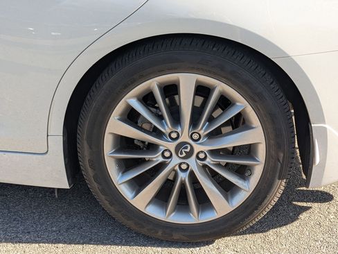 Used 2019 INFINITI Q50 Luxe w/ Essential Package (3.0T Luxe) RWD image 24