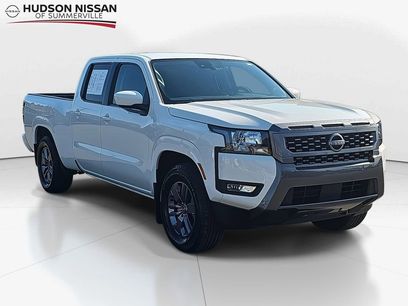 Used 2025 Nissan Frontier SV w/ SV Convenience Package