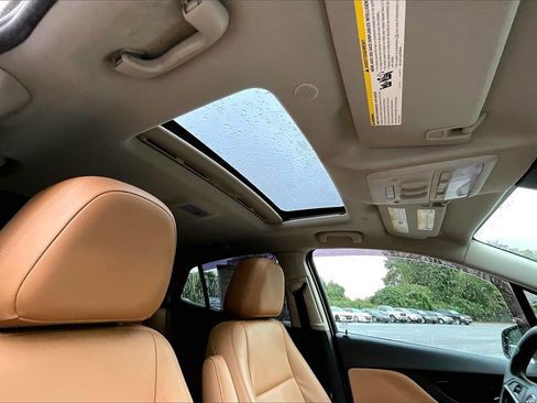 Certified 2018 Buick Encore Premium w/ Experience Buick Package image 25