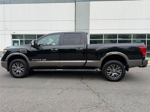 Used 2019 Nissan Titan Platinum Reserve w/ Platinum Utility Package AWD/4WD image 7