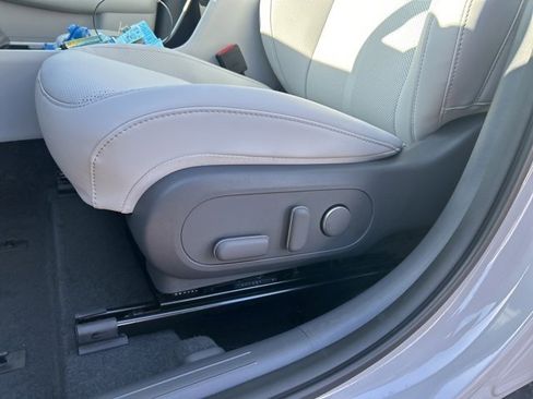 New 2026 Hyundai Kona SEL Premium image 11