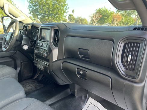 Used 2020 Chevrolet Silverado 2500 W/T w/ WT Convenience Package image 14