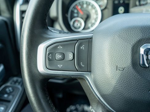 Used 2024 RAM 2500 Big Horn w/ Sport Appearance Package image 24