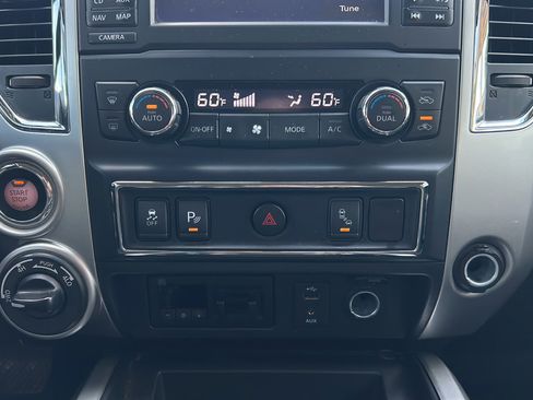 Used 2018 Nissan Titan PRO-4X w/ Pro-4x Utility Package AWD/4WD image 21