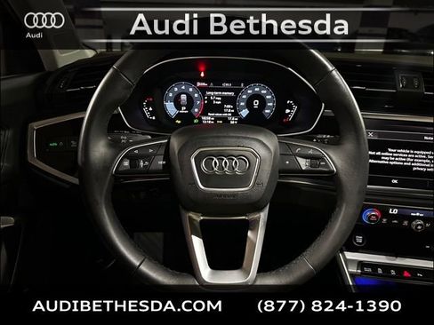 Used 2025 Audi Q3 2.0T Premium Plus w/ Premium Plus Package AWD/4WD image 16