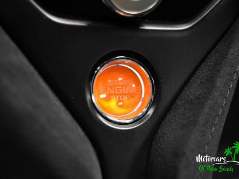 Used 2025 McLaren 750S image 31