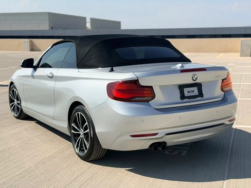 Used 2020 BMW 230i Convertible w/ Convenience Package RWD image 4