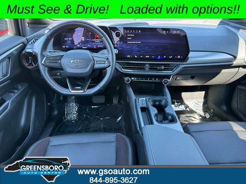 Used 2024 Chevrolet Equinox EV RS FWD image 9