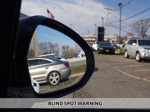 Used 2023 Kia K5 GT-Line image 7