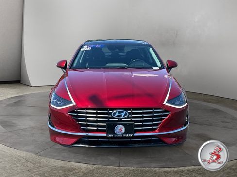 Used 2023 Hyundai Sonata Limited FWD image 2