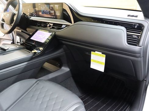 Used 2026 INFINITI QX80 Autograph AWD/4WD image 69