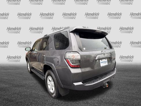 Used 2019 Toyota 4Runner SR5 AWD/4WD image 7