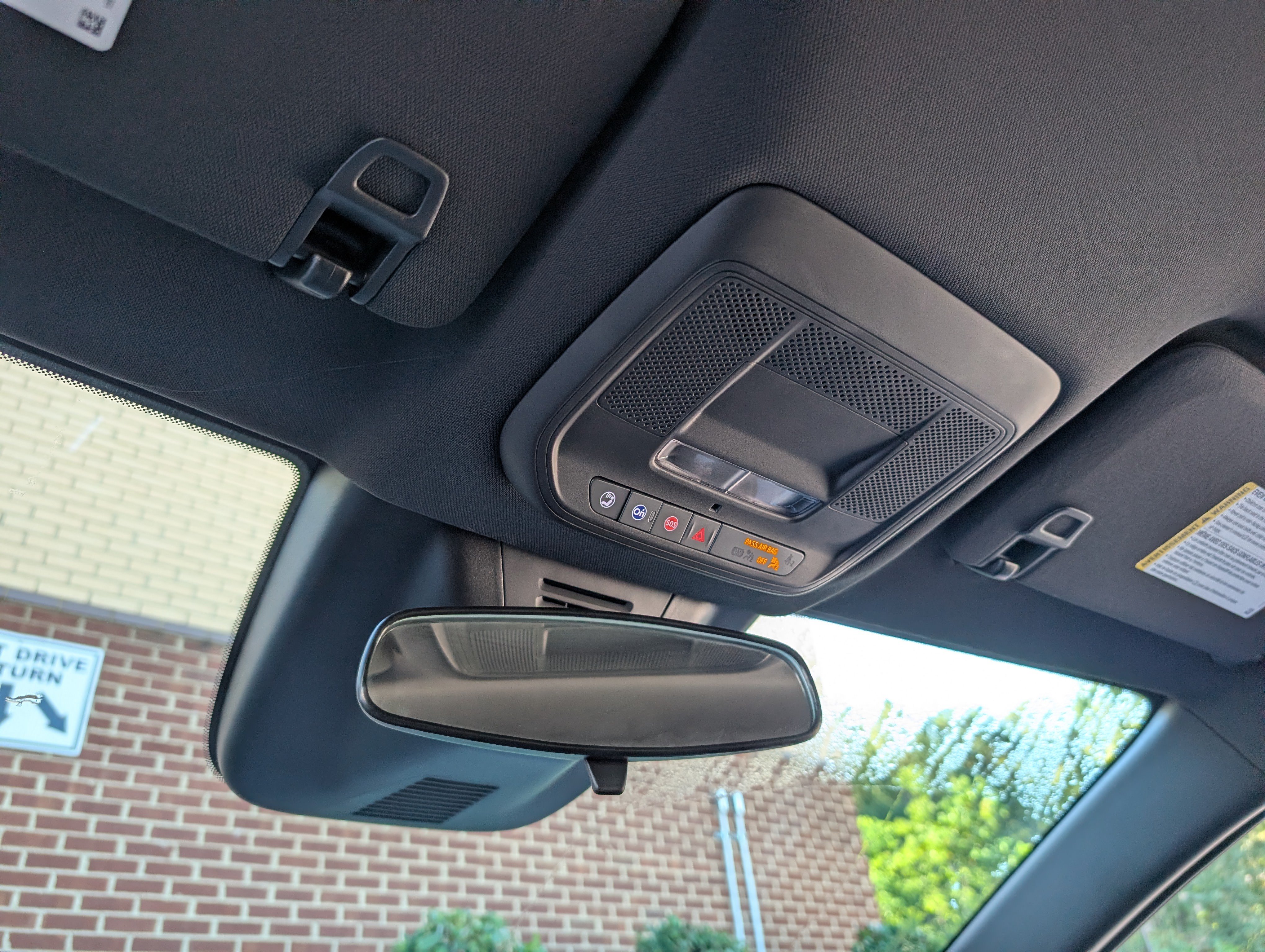 Used 2025 Chevrolet Equinox EV LT w/ Comfort Package FWD image 29
