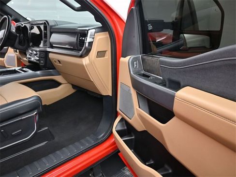 Used 2024 Ford F250 Lariat w/ Chrome Package image 23