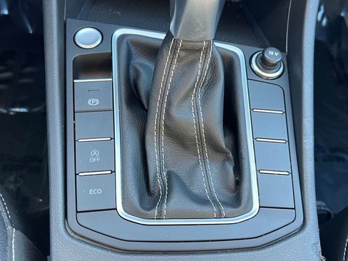 Used 2024 Volkswagen Jetta SE image 25