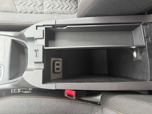 Used 2024 Chevrolet Equinox LT image 34