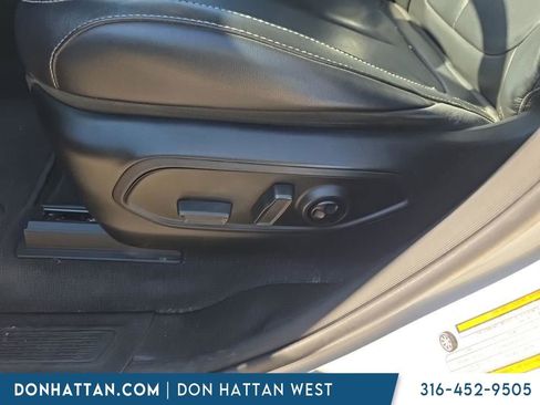 Used 2022 Jeep Grand Cherokee L Limited AWD/4WD image 6