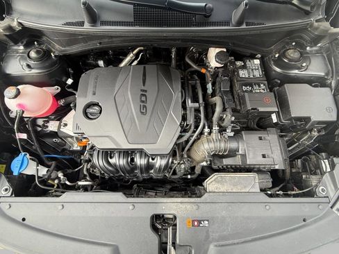 Certified 2025 Kia Sportage LX image 13