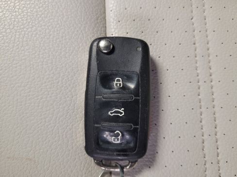 Used 2016 Volkswagen Jetta Sport image 32