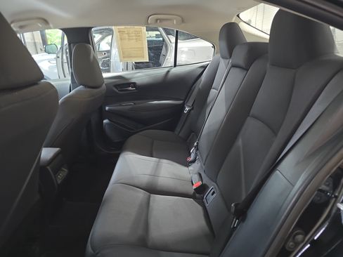 Used 2025 Toyota Corolla LE FWD image 14