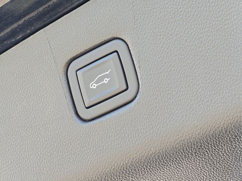 Used 2023 Chevrolet Blazer LT w/ Convenience Package FWD image 14