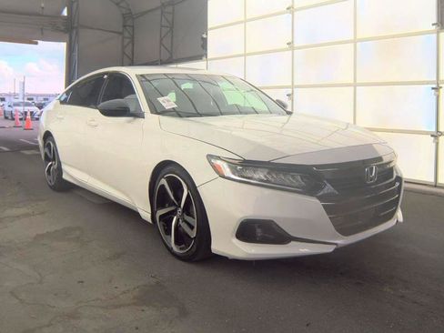 Used 2021 Honda Accord Sport image 3