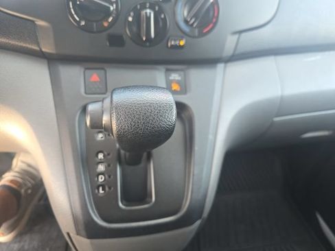 Used 2020 Nissan NV200 S FWD image 20