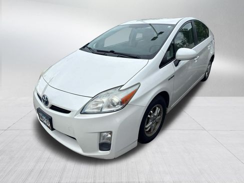 Used 2010 Toyota Prius Three FWD image 3