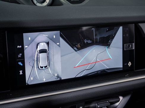 New 2026 Porsche Cayenne image 23